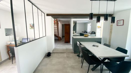 Réalisation complète d’une cuisine avec verrières par Profil Aménagement