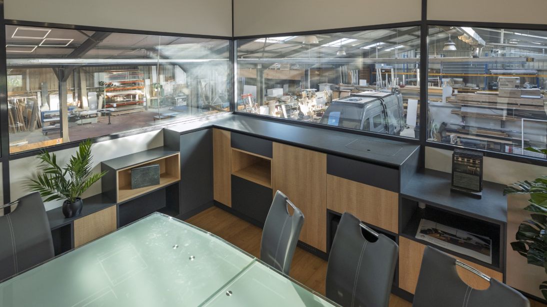 Meuble Sur Mesure : Machine à Café et Évier Intégrés