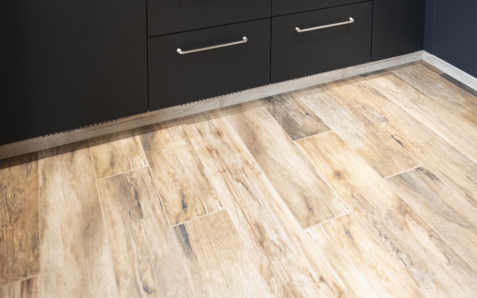 Parquet clair dans une cuisine