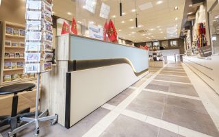 Meuble d’accueil pour office de tourisme de Caen