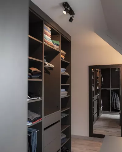 Dressing pleine hauteur